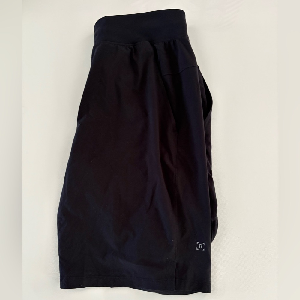 Lululemon THE short linerless - SZ S